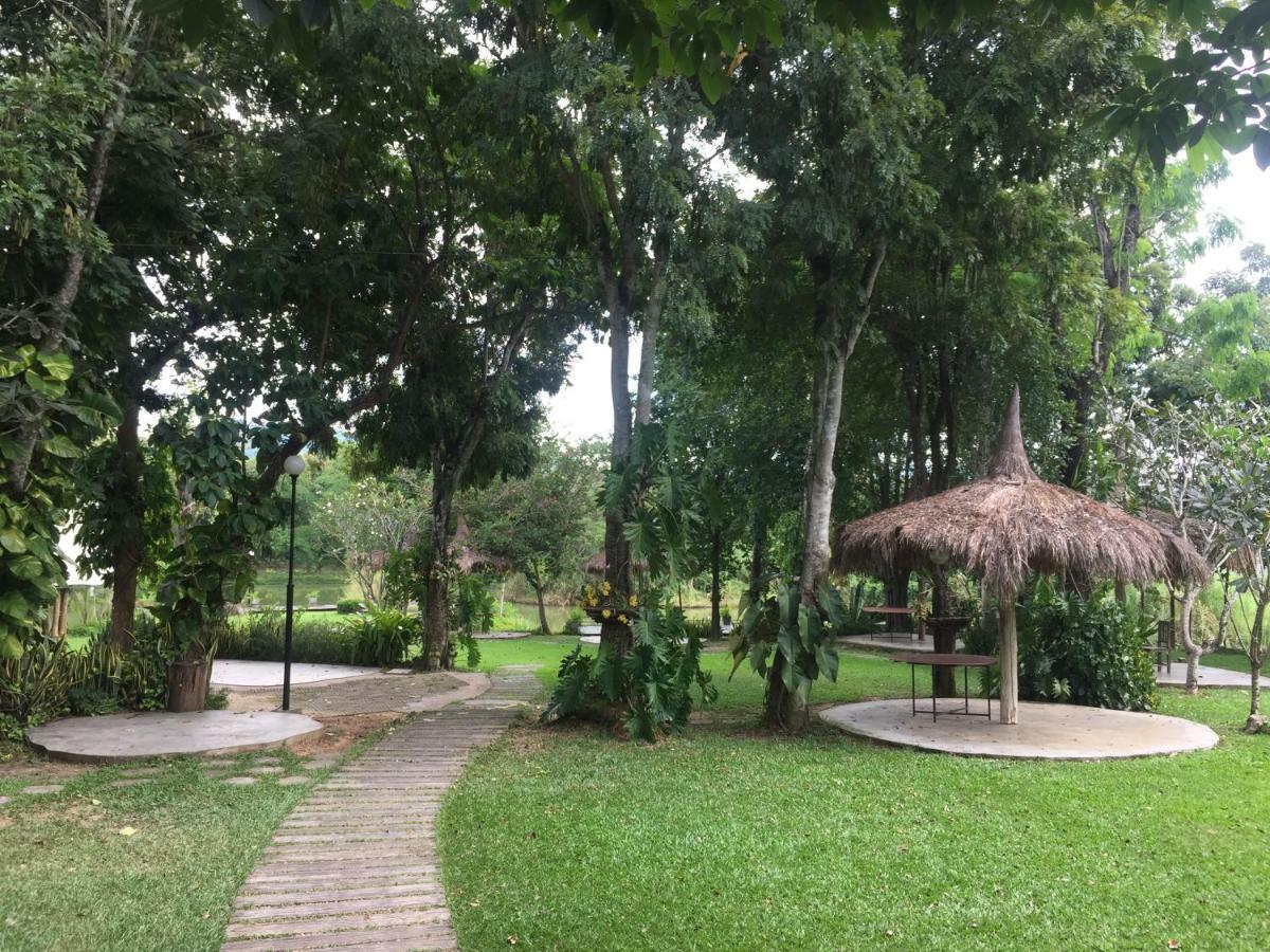 Lampang Resort Extérieur photo